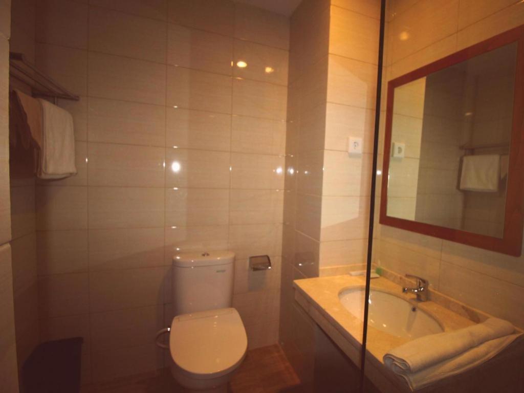 Amaya Suites Hotel Kejayan Extérieur photo